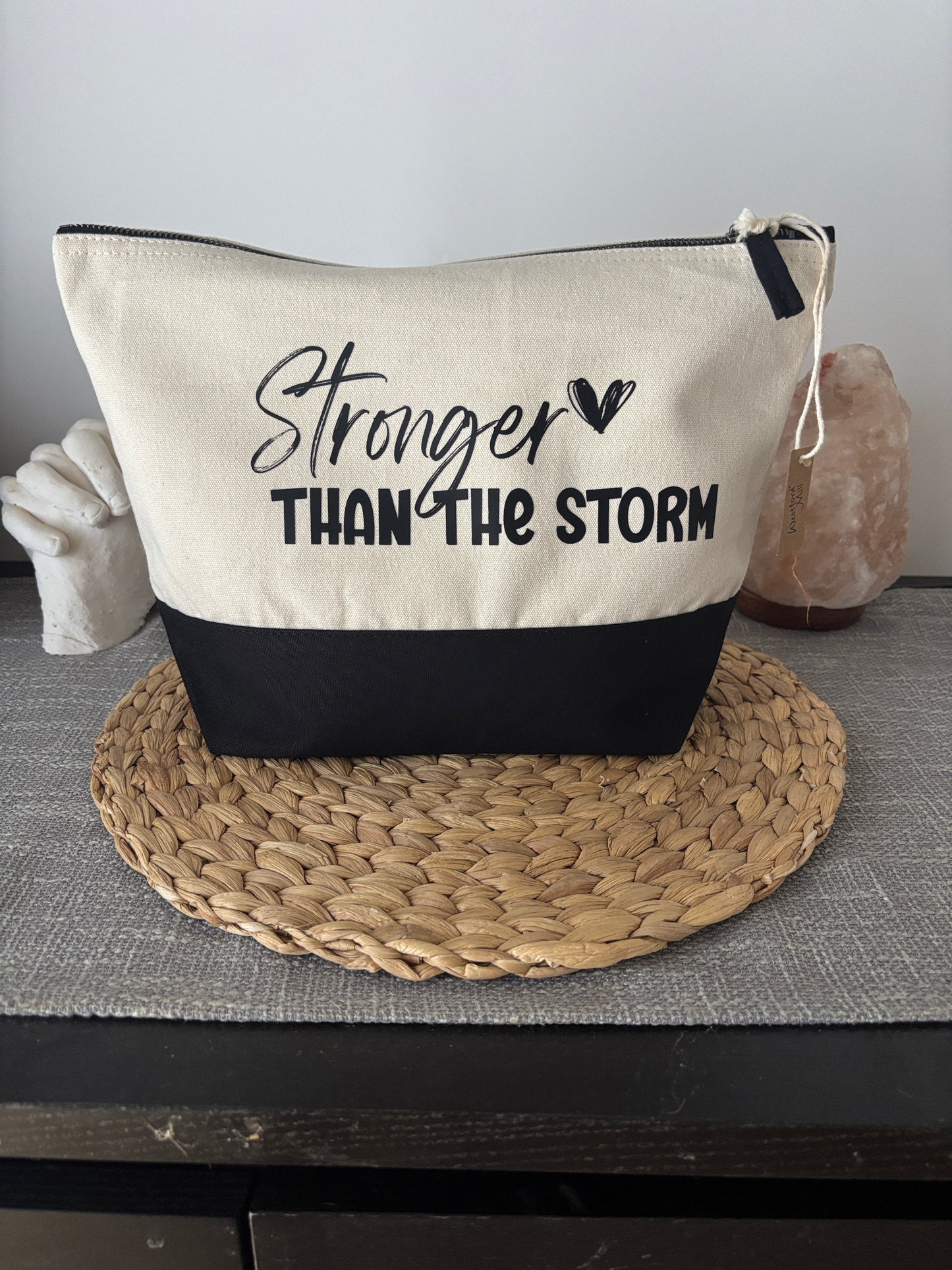 Pochette "Stronger Than The Storm"